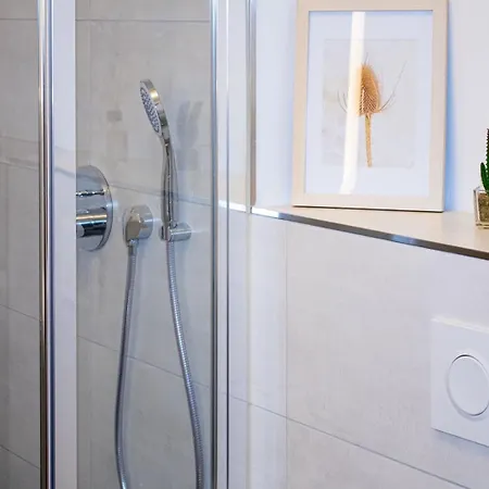 Flussblick Am Toepferberg 1 * Bad Schwartau